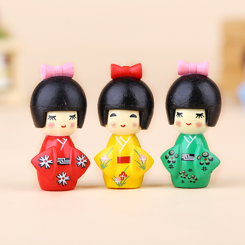 New Japanese Cute Girl Figurin - Bonsai Garden In Japan recensie en prijs