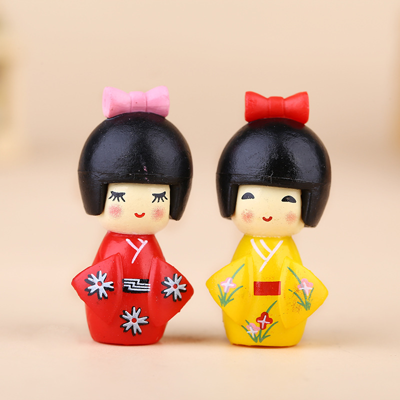 New Japanese Cute Girl Figurin - Bonsai Garden In Japan recensie en prijs